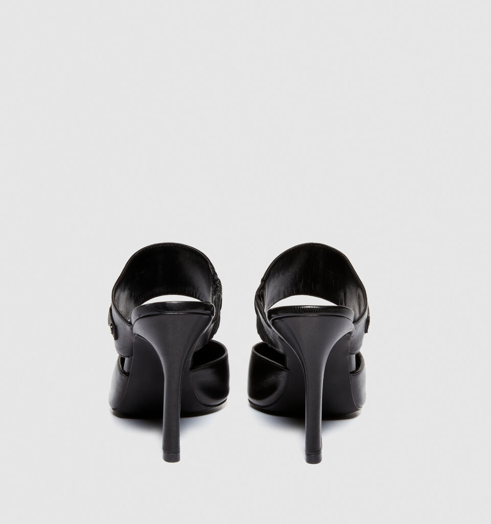 Sandals with metal ring - women's sandals and slippers - Black | Sisley image number 2